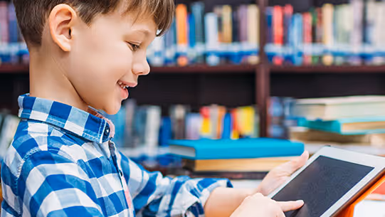 Children working together