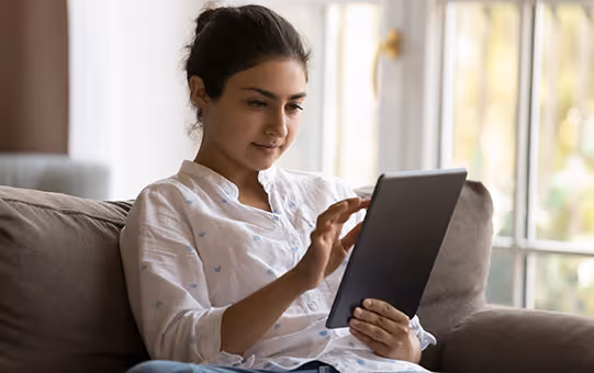 Teen watching Gemiini